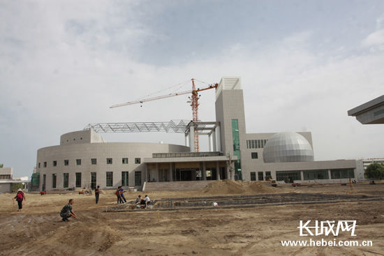 ξ��h�ӱ�Ⱥ���Ļ��Ƽ��w��������ĵ�ʩ���F(xi��n)�����L�ǾW(w��ng)