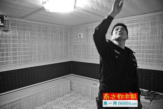 С����������?j��)?n��i)�ء������C(j��)